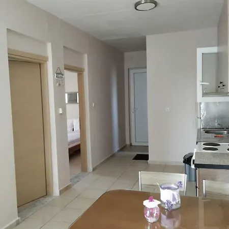 Argi,s Cosy House דירה